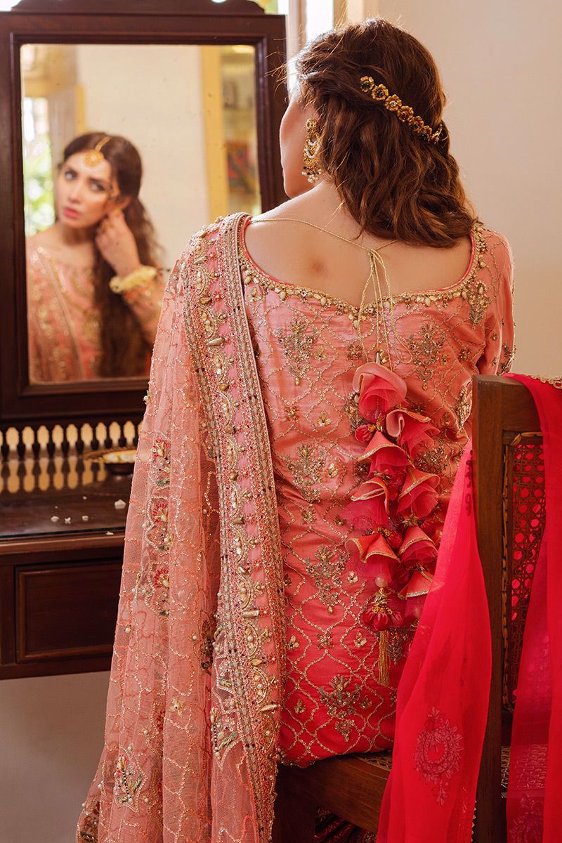 Mahira Khan - Diwa Shirt, Lehenga and Dupatta outfit - COD | 30% OFF