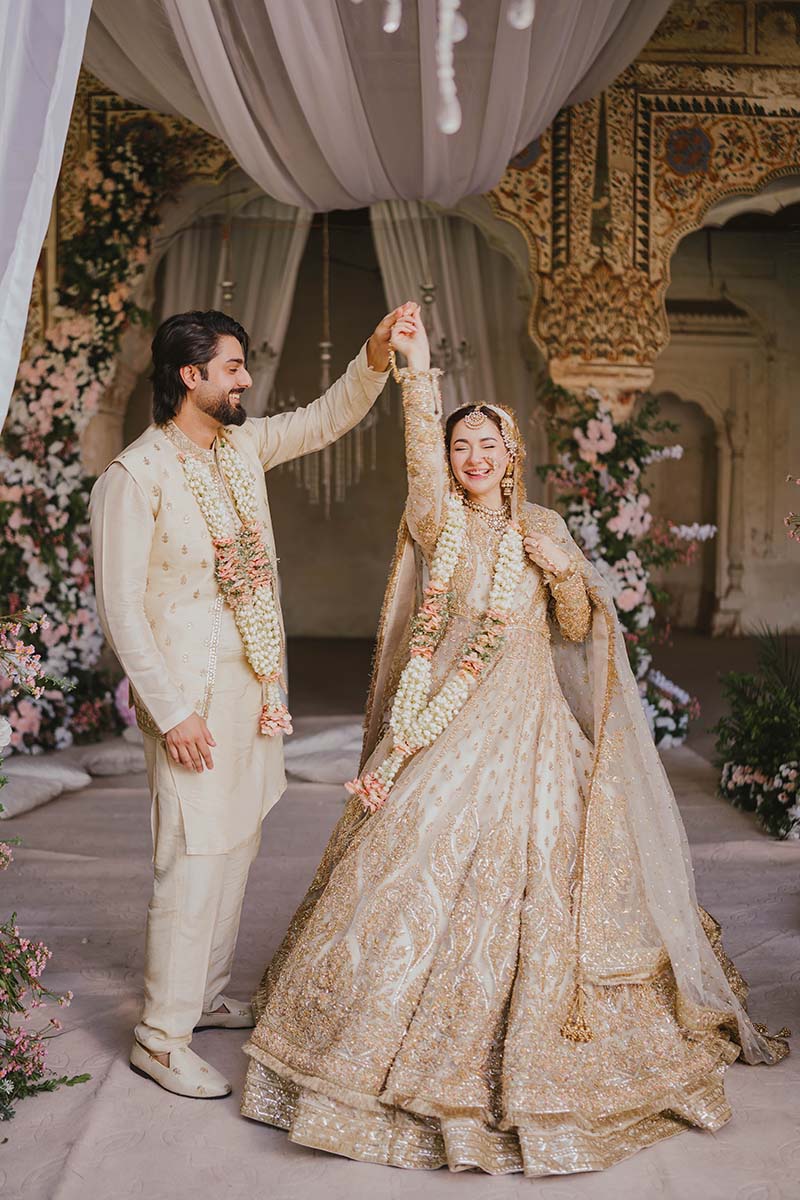 Hania Aamir - Jahan Ara Gown | Luxury Bridal Gown | White Bridal Dress | COD | 70% OFF