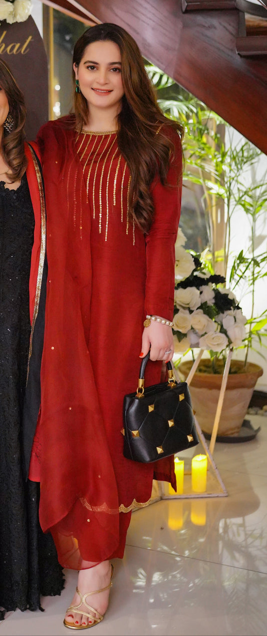 Aiman Khan Siene Shirt, Trouser with Dupatta COD | 30% OFF