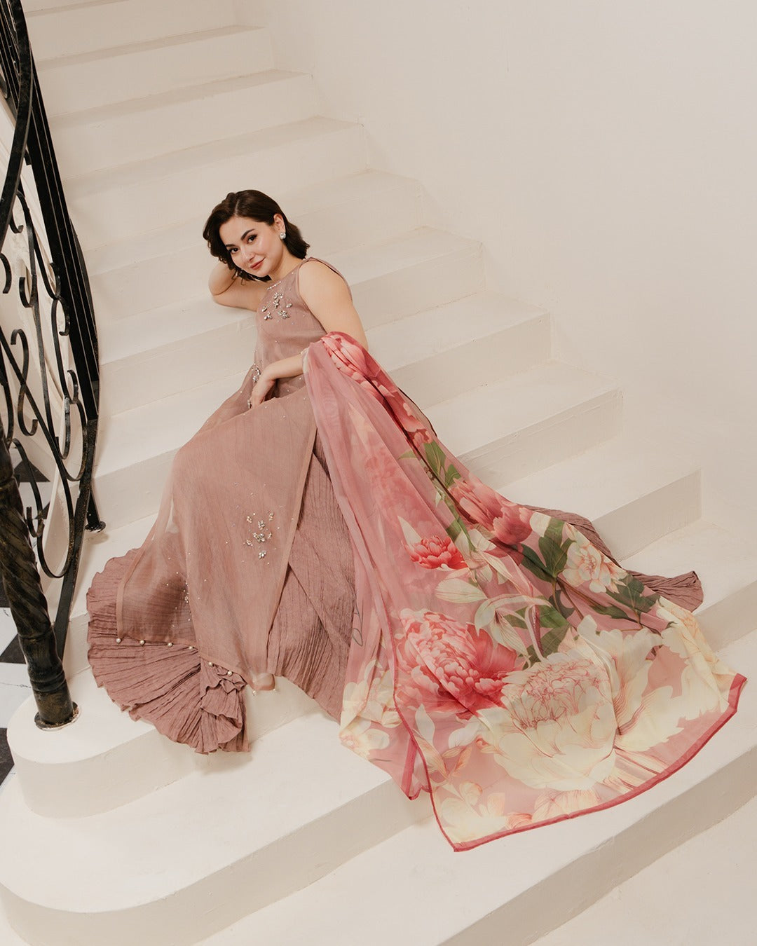 Hania Aamir - Taria Outfit with Dupatta | 50% OFF