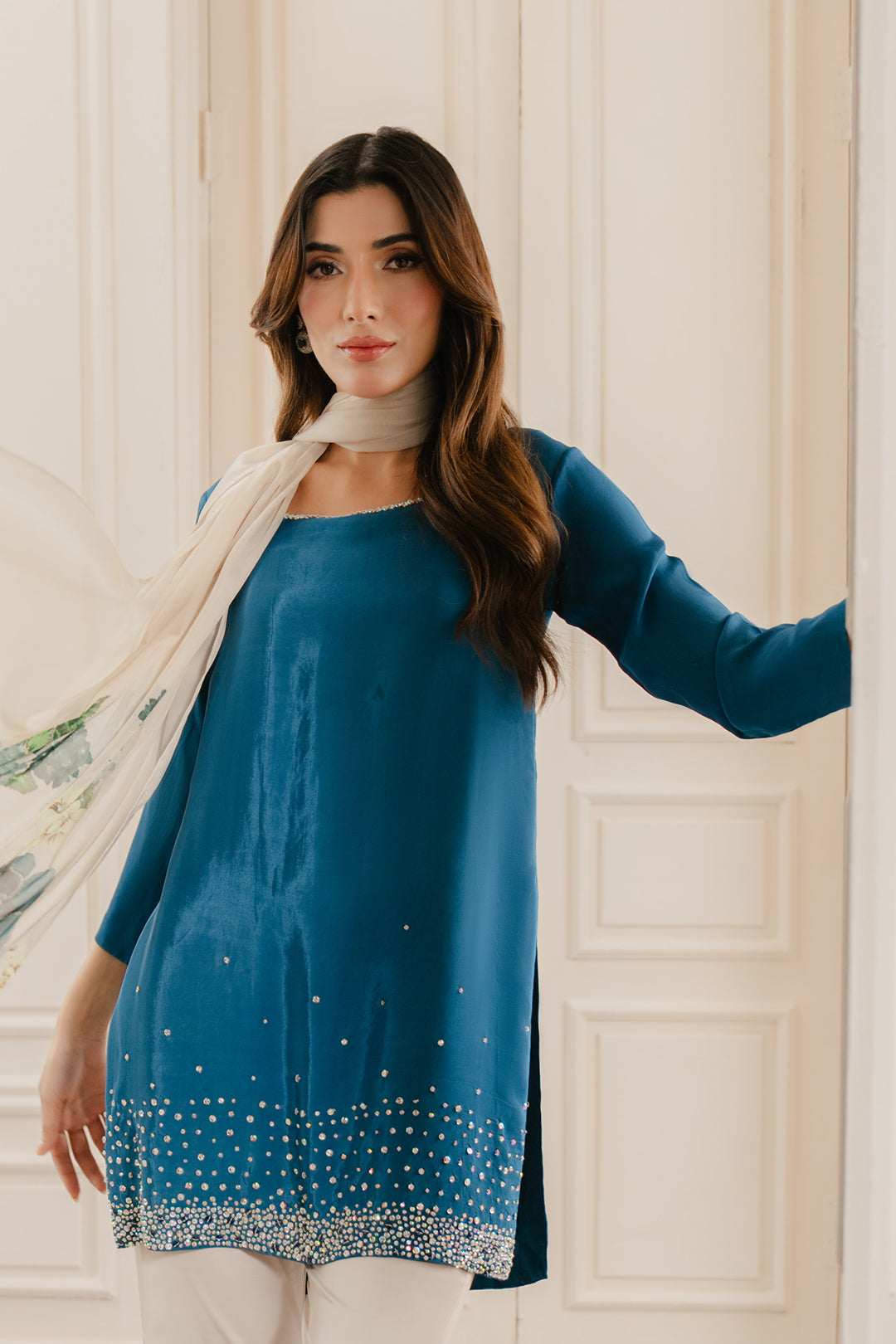 Hania Aamir - Henzala Shirt, Pant and Dupatta | 35% OFF