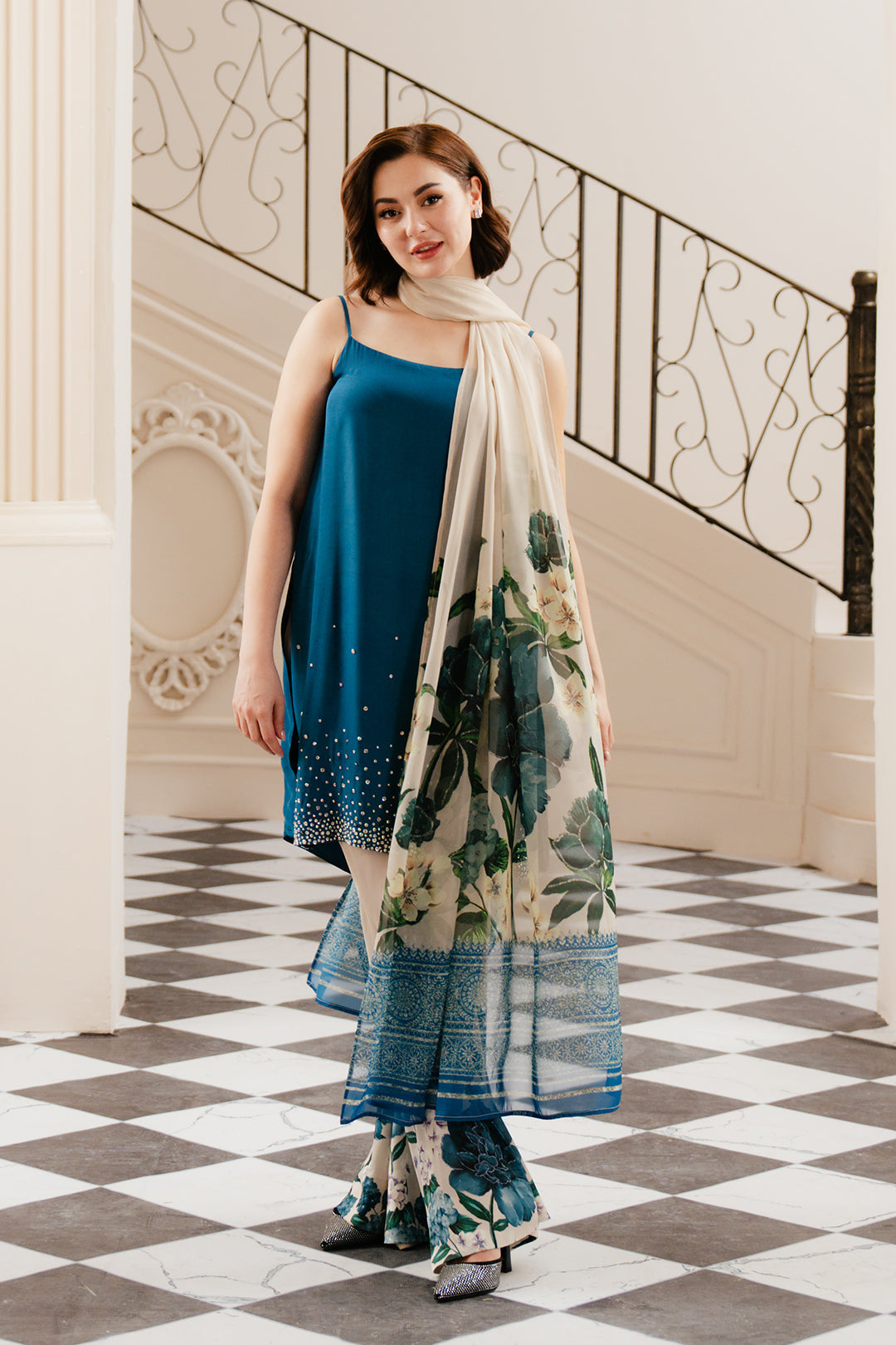 Hania Aamir - Henzala Shirt, Pant and Dupatta | 35% OFF