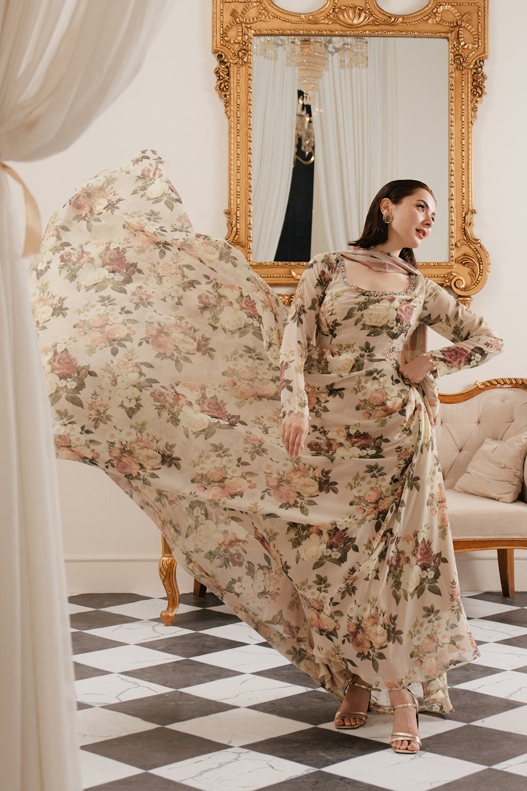Hania Aamir - Dehril Top and Dupatta | 30% OFF | Cash On Delivery