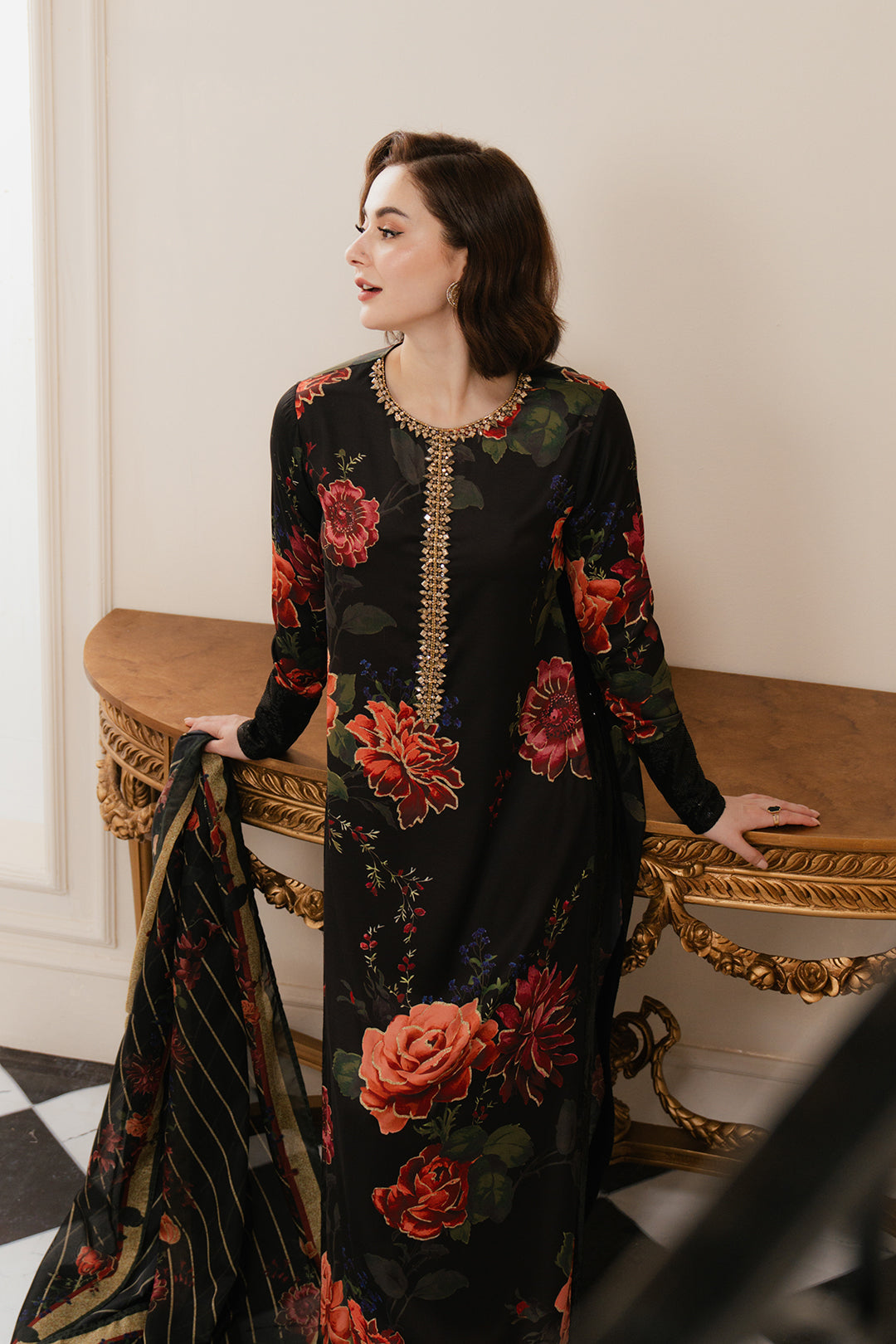Hania Aamir - Uznir Shirt, Pants & Dupatta Set | 60% OFF
