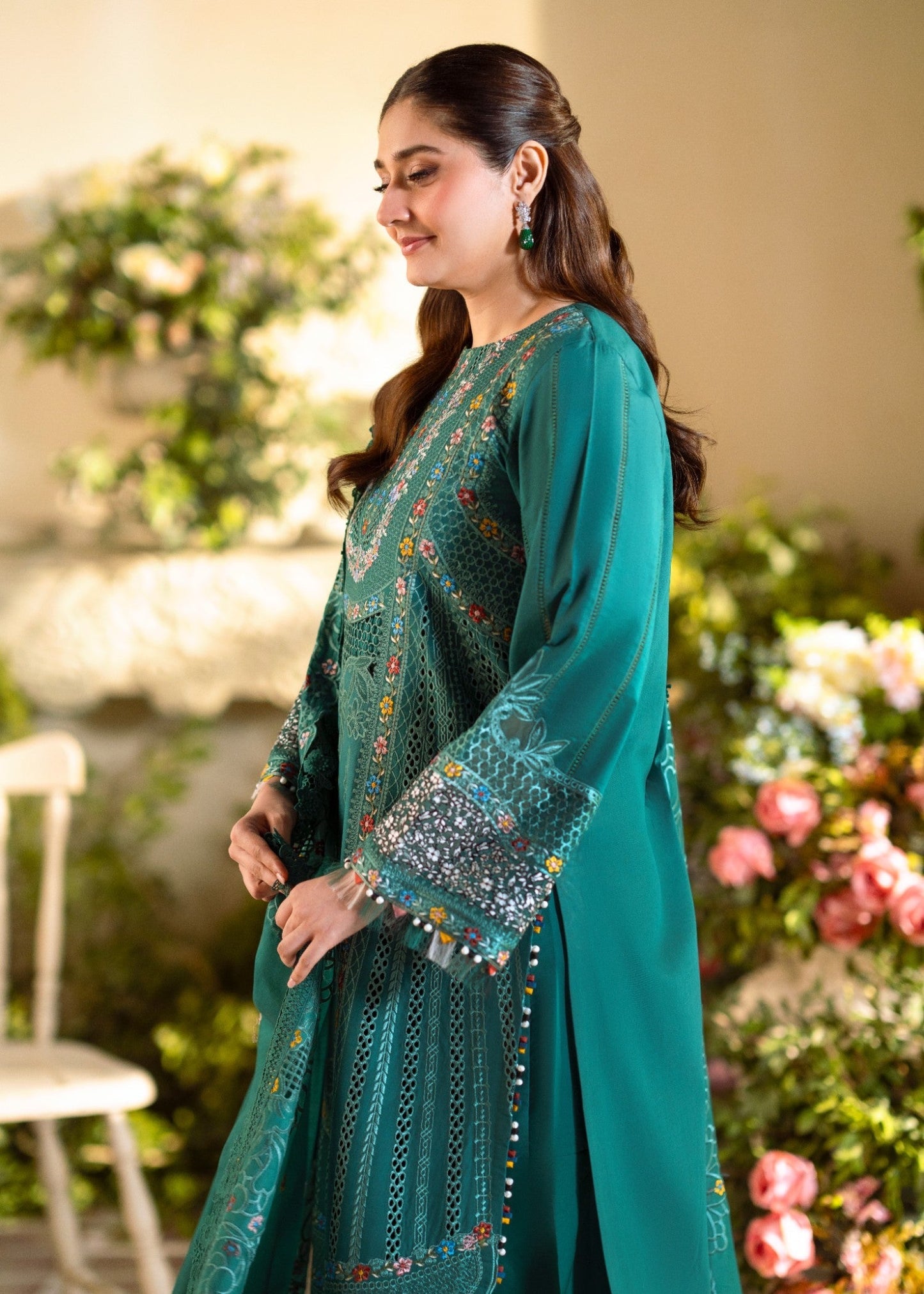 Durefishan Saleem - Zema Shirt, Trouser and Dupatta set | 30% OFF