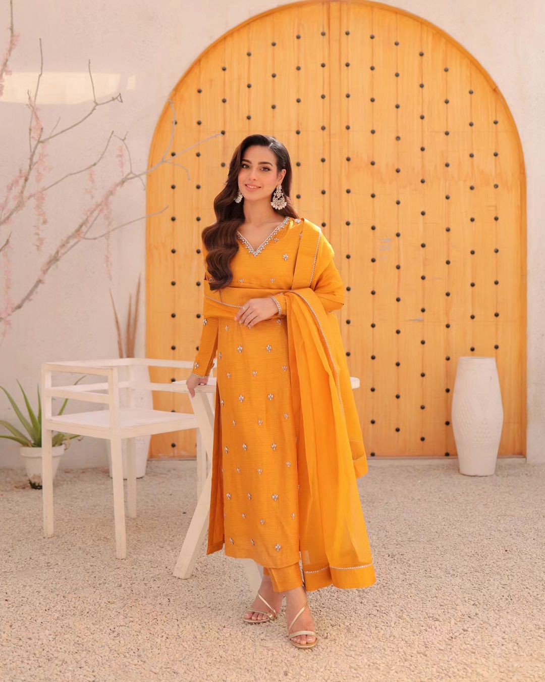 Iqra Aziz - Mango Long Shirt Trouser Dupatta | 65% OFF