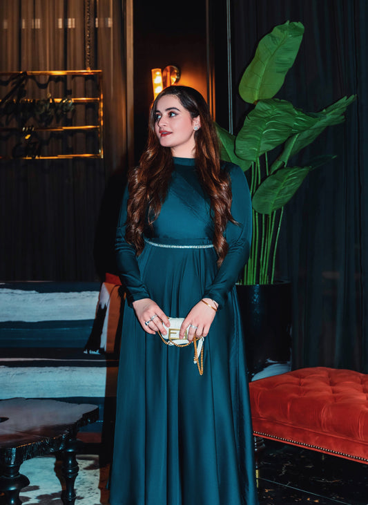 Aiman Khan - Kiva Maxi | 30% OFF | Reshmi Shirt - COD