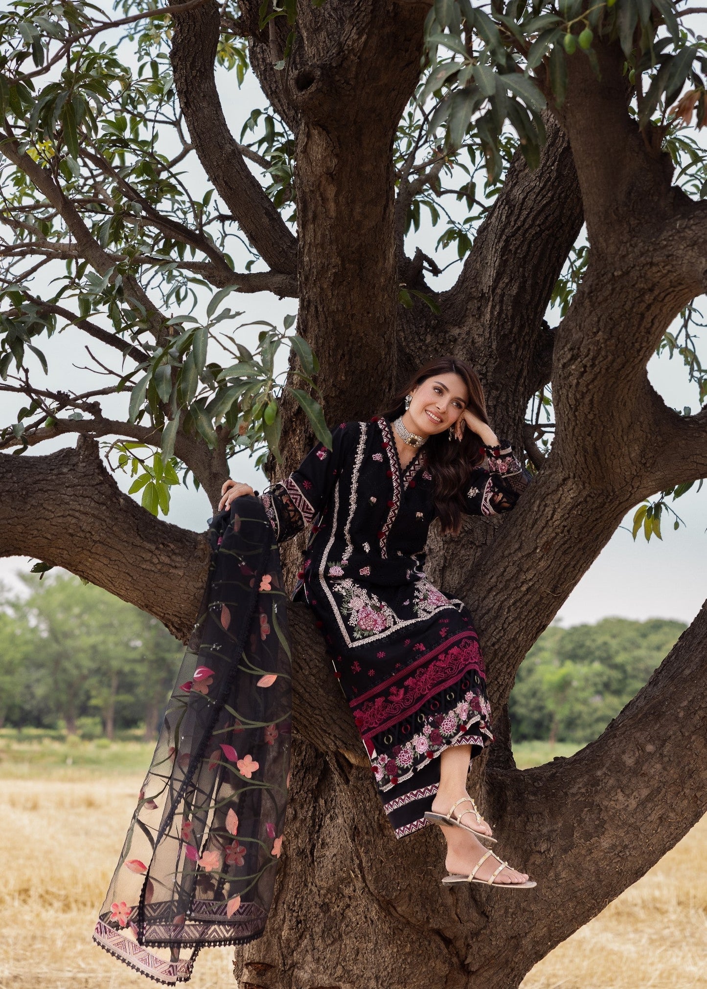 Ayeza Khan - Embellished Black Floral Shirt, Trouser and Dupatta - COD | 40% OFF