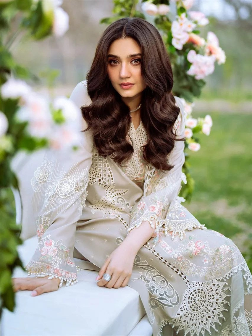 Durefishan Saleem - Eiya Shirt, Trouser and Dupatta - COD | 40% OFF