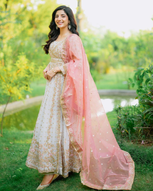 Mawra Hocane - Pinkish Maxi and Dupatta set | 60% OFF