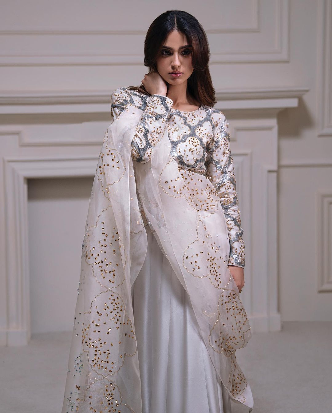 Iqra Aziz - EGRET EMBELLISHED | 75% OFF