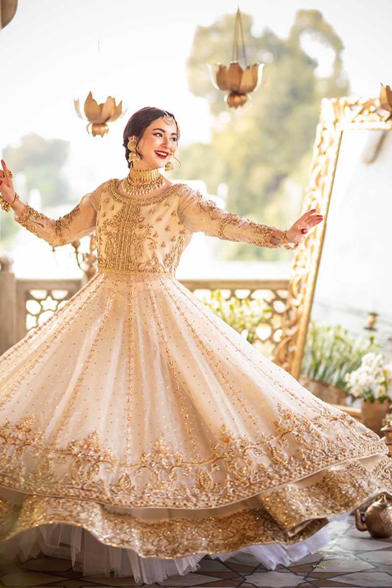 Hania Aamir - Ranjhna Gown | 60% OFF | COD