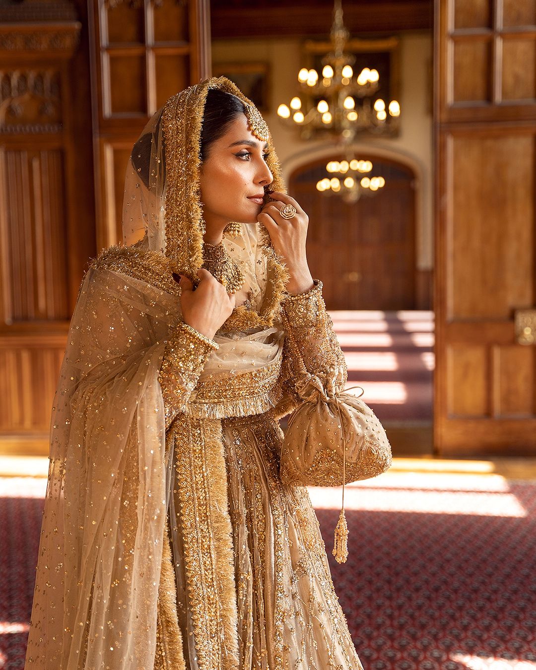 Ayeza Khan Bridal Golden Gown - Luxury Wedding Dress | 60% OFF NeeL Ayeza Khan Bridal Golden Gown - Luxury Wedding Dress | 60% OFF NeeL