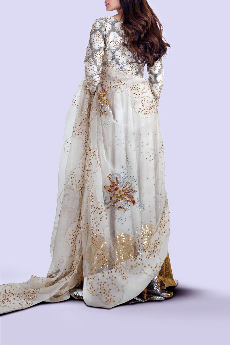 Iqra Aziz - EGRET EMBELLISHED | 75% OFF