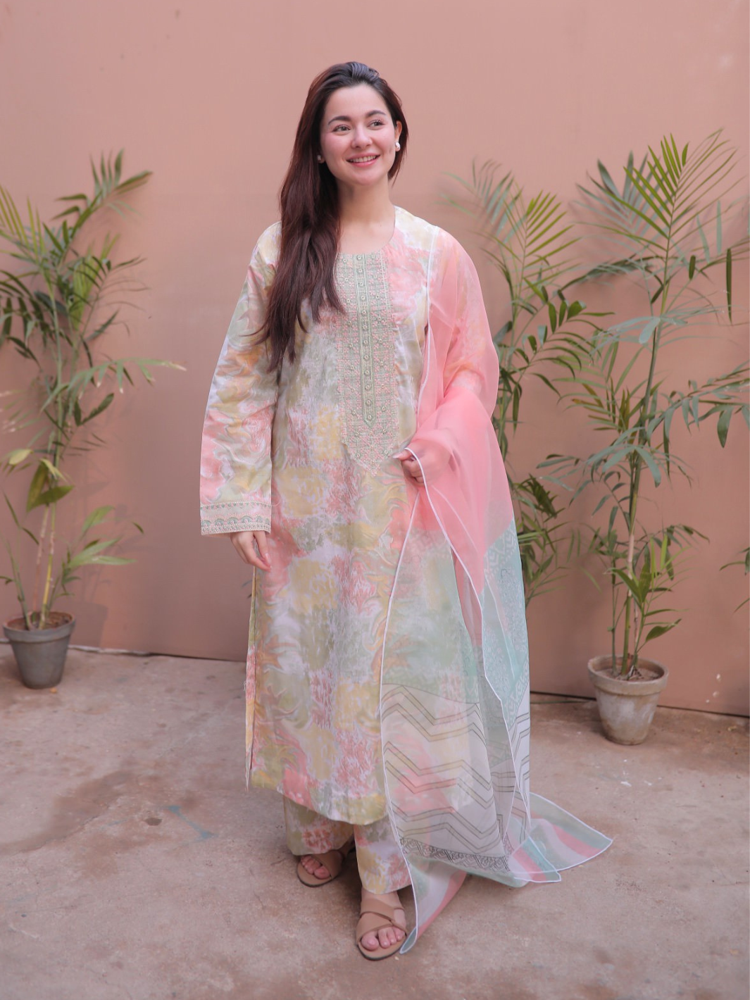 Hania Aamir - Pink Blush - COD | 20% OFF