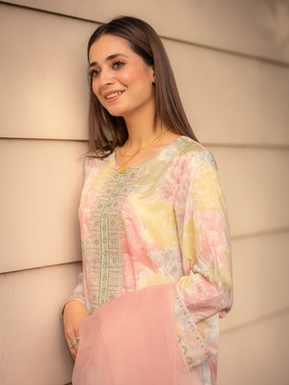 Hania Aamir - Pink Blush - COD | 20% OFF