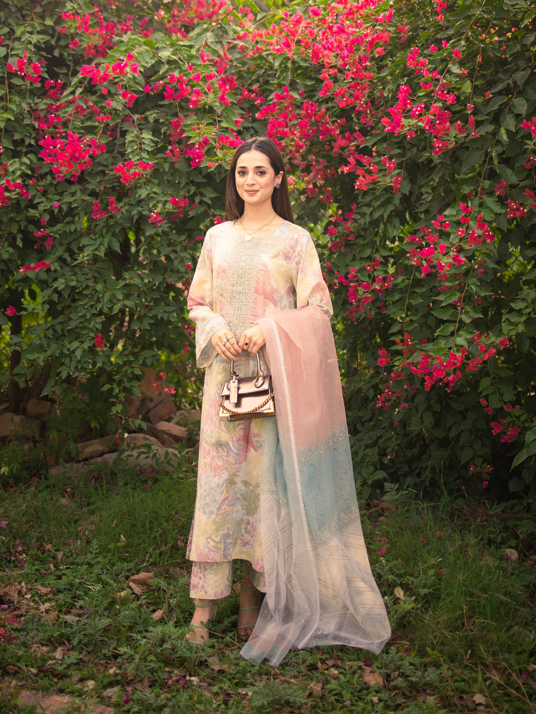 Hania Aamir - Pink Blush - COD | 20% OFF