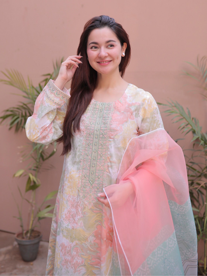 Hania Aamir - Pink Blush - COD | 20% OFF