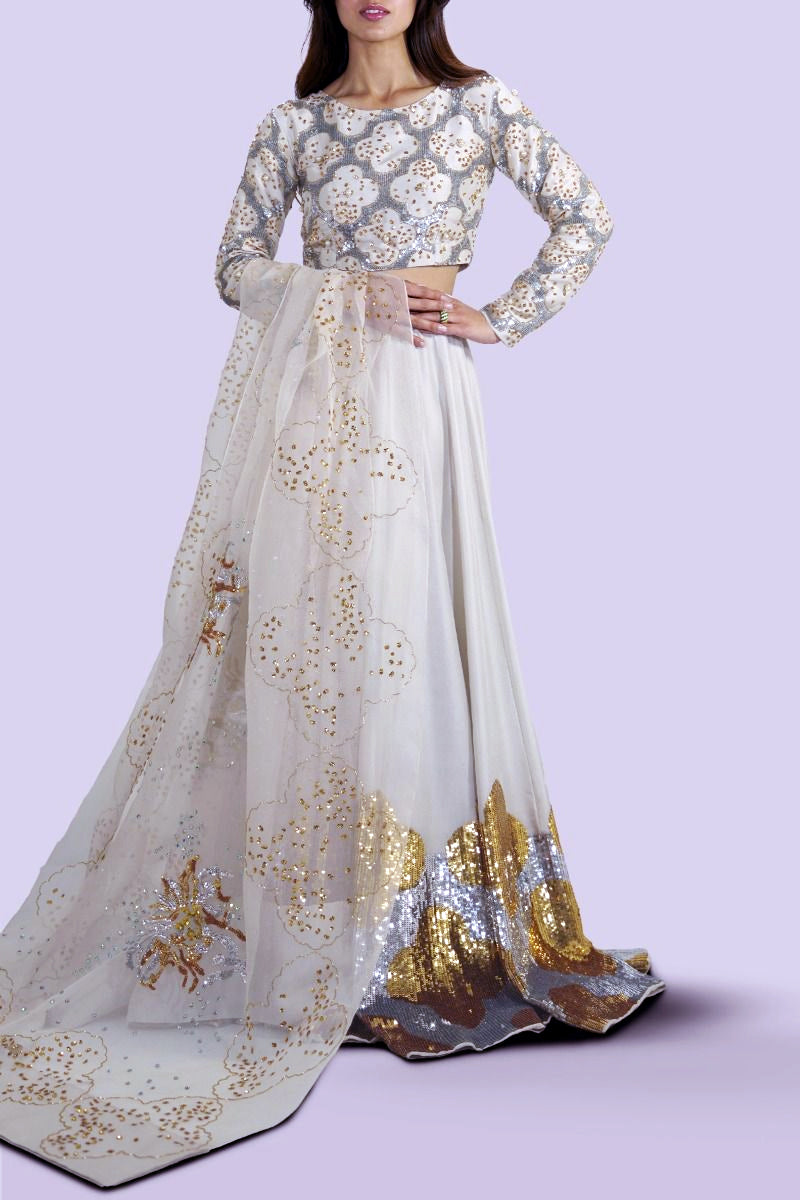 Iqra Aziz - EGRET EMBELLISHED | 75% OFF