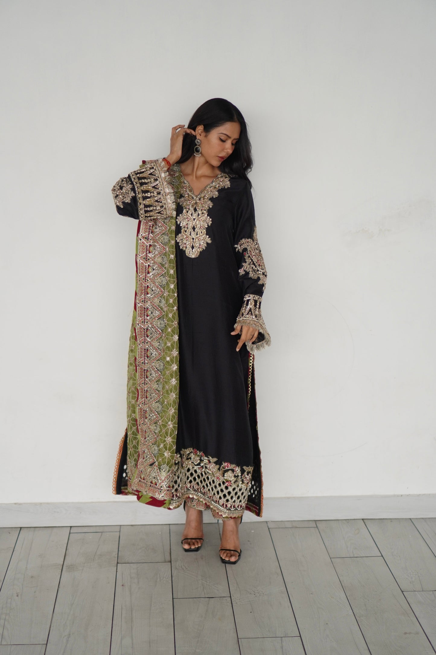 Sonam Bajwa - Black Pure Rawsilk Long Shirt, Trouser and Duaptta set | 50% OFF