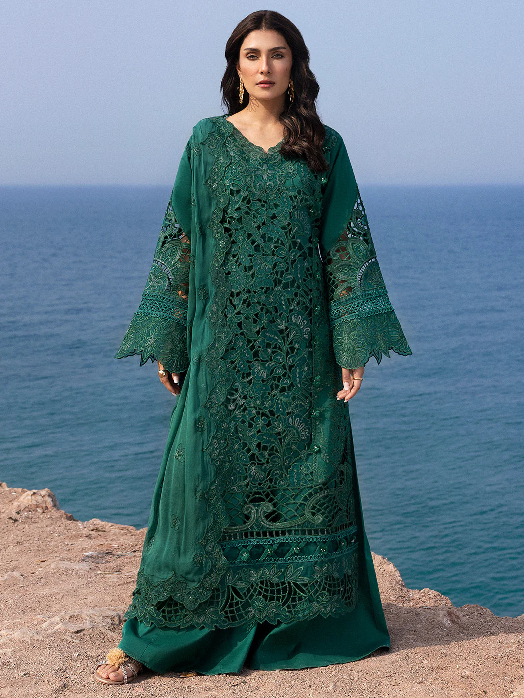 Ayeza Khan - Ora Shirt, Trouser and Dupatta - COD | 40% OFF