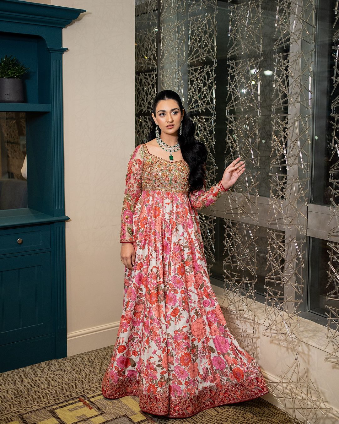 sarah khan pink dress @sarahkhanofficial wore @officialfahadhussayn in the finale of her drama #sher