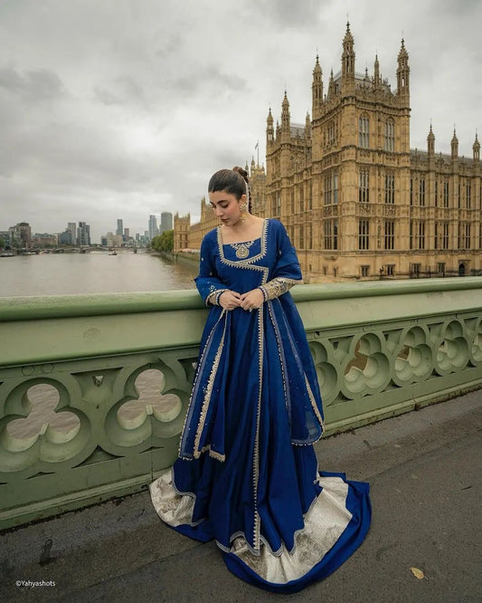urwa hocane wedding dress designer Urwa Hocane and Farhan Saeed Royal Wedding 2016,Wedding Bridal Designers You Can Shop Online