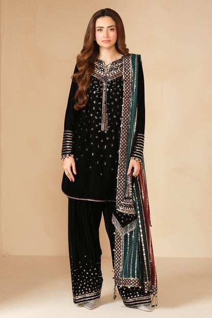 Sana Javed Black Embroidered Velvet Shirt, Trouser with Dupatta | 45% OFF | COD