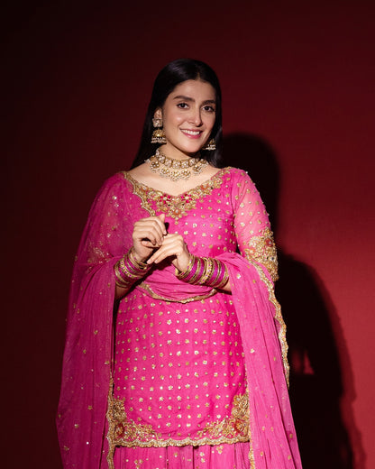 Ayeza Khan - Embroidered Heritage Pink Lehenga | 62% OFF | COD