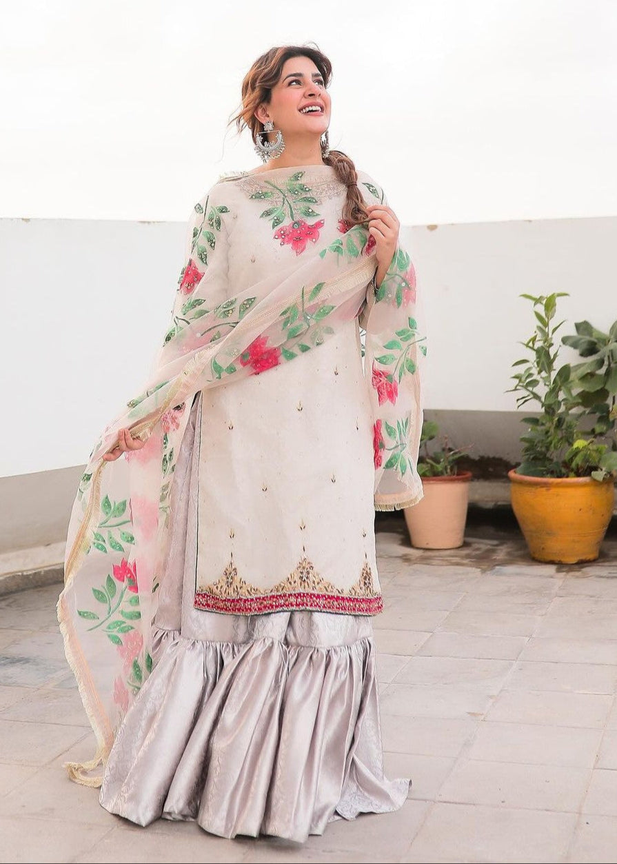 Kubra Khan White Floral Shirt, Ghagra with Dupatta | COD | 50% OFF