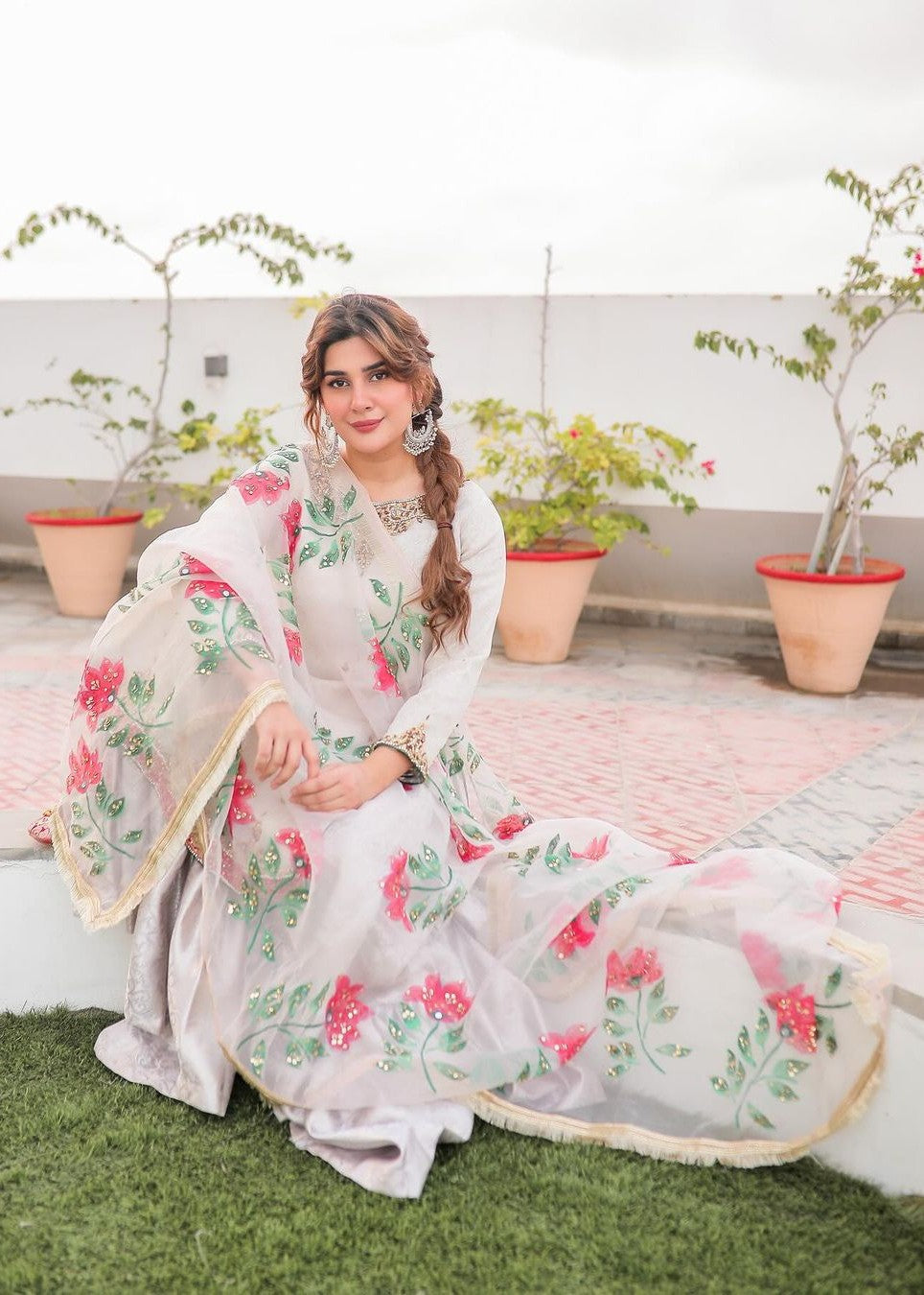 Kubra Khan White Floral Shirt, Ghagra with Dupatta | COD | 50% OFF