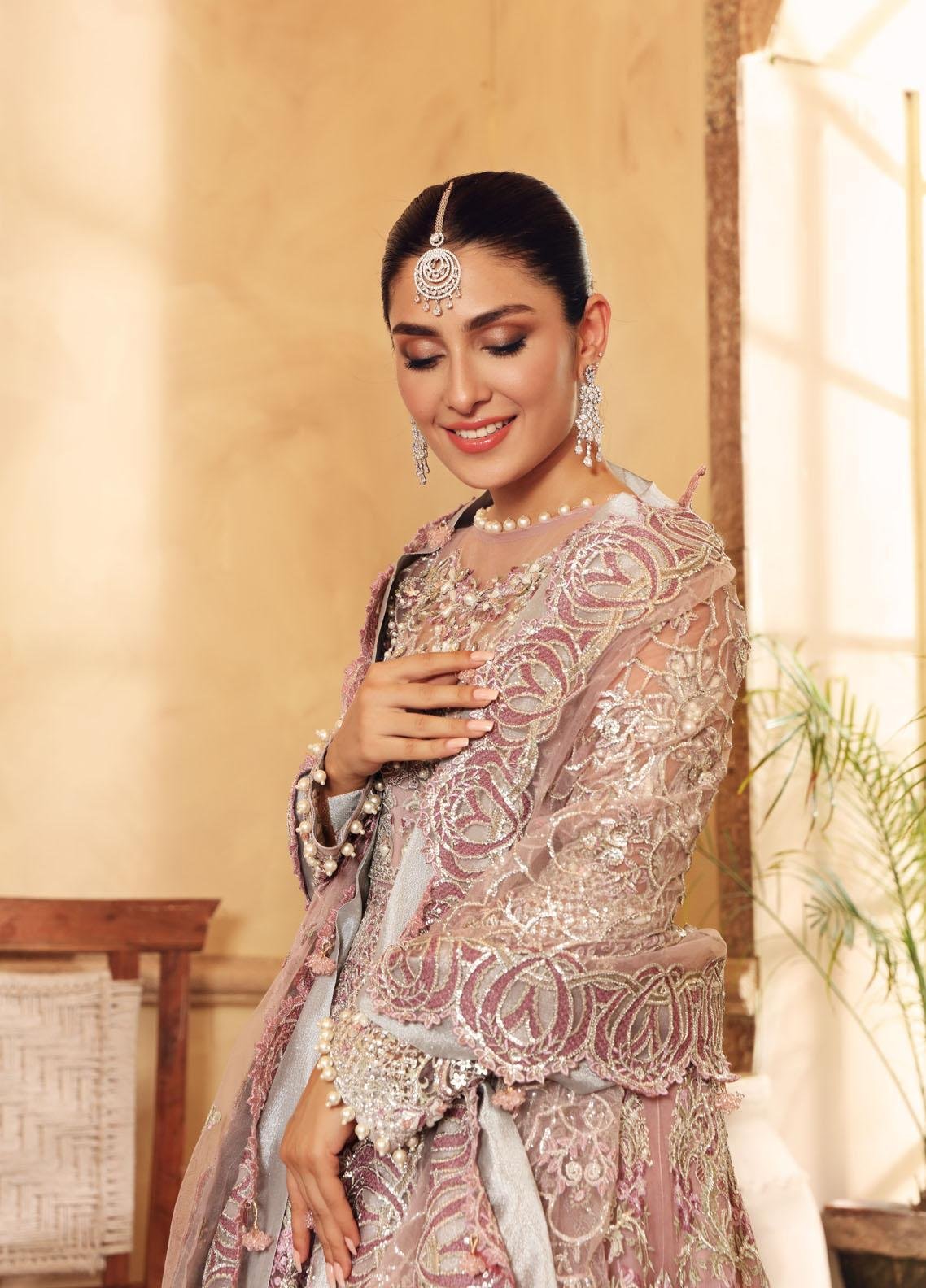Ayeza Khan - Zeena Maxi, Lehenga with Dupatta - COD | 50% OFF