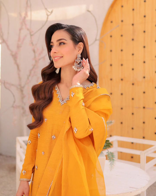 Iqra Aziz - Mango Long Shirt Trouser Dupatta | 65% OFF