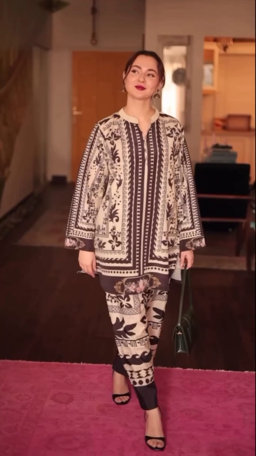 Hania Aamir - Heba Shirt and Trouser set - COD | 20% OFF – NeeL